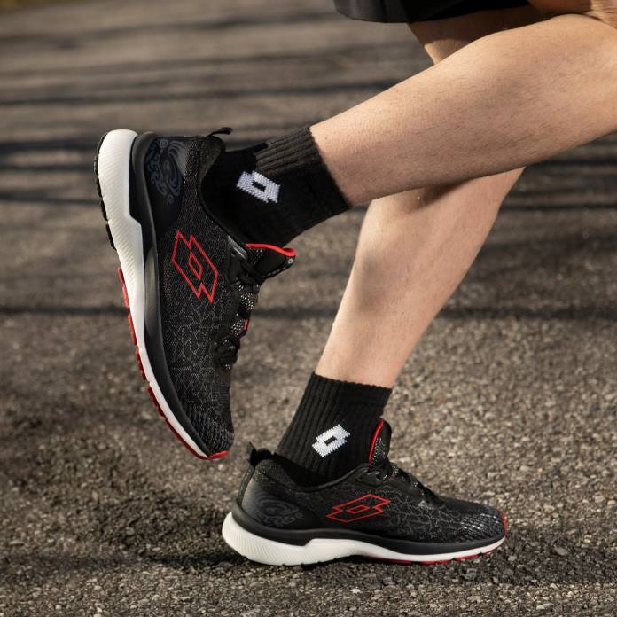 VOLATA HYPERPULSE 100 ALL BLACK/FLAME RED Lotto Man Shoes 0Z6F213